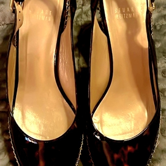 STUART WEITZMAN Stylish Women's Wedge Sandals - Picture 3 of 3